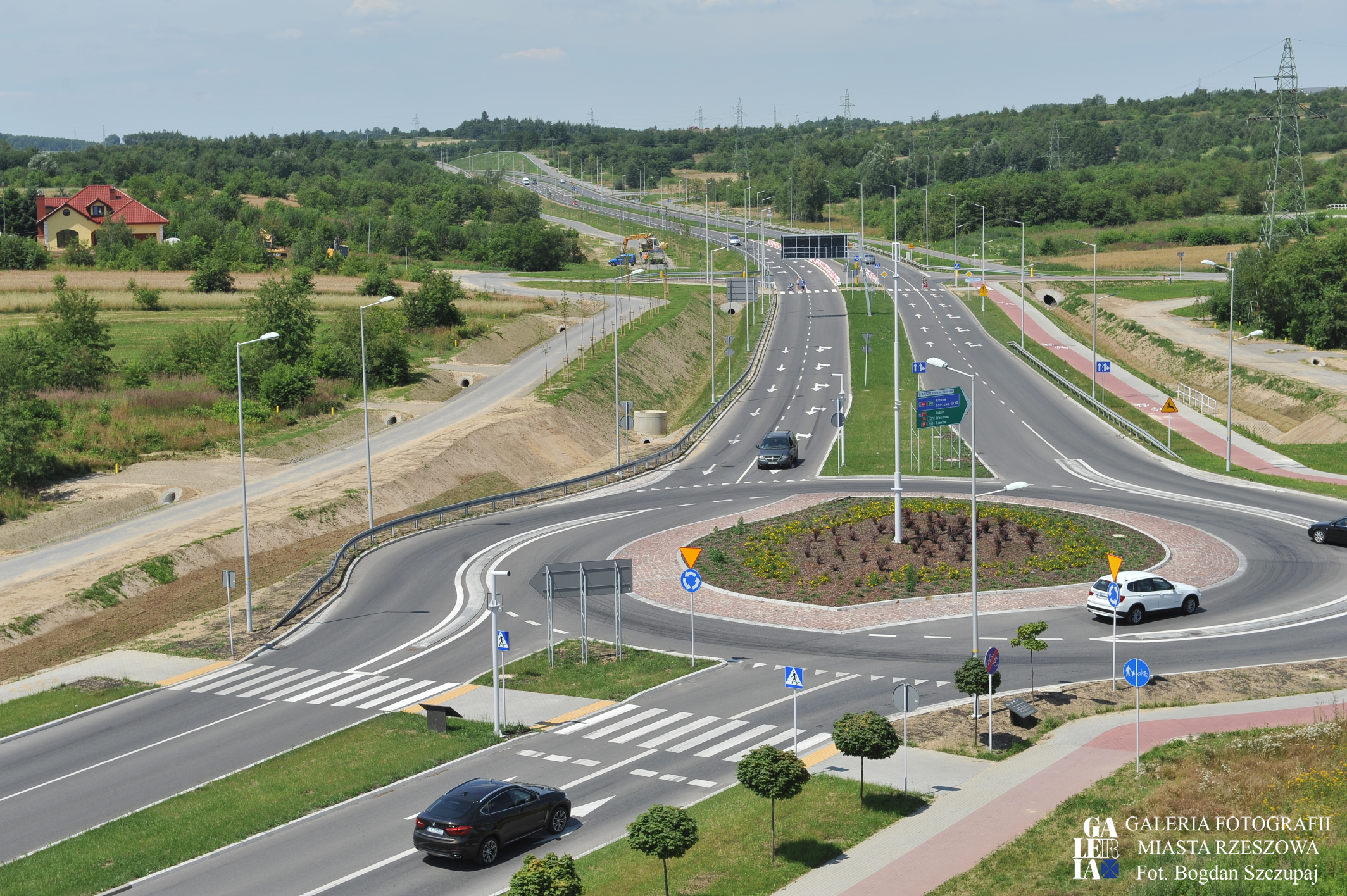 Zakończony projekt drogowy POPW - Rzeszów-Jasionka